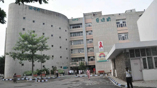 Government Multi-Specialty Hospital Sector 16, approximately 5.5 km from Hotel The Black Gold Chandigarh